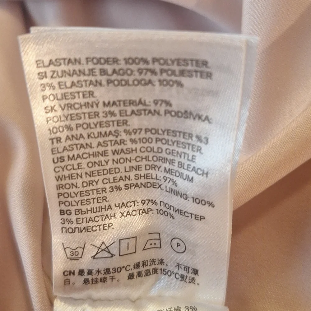 H&M Soft pink Suit Jacket w/ Inside Snap 2 lg Pockets & Tie Size 4 - Picture 7 of 7